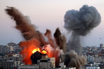 Bombing raids on Gaza