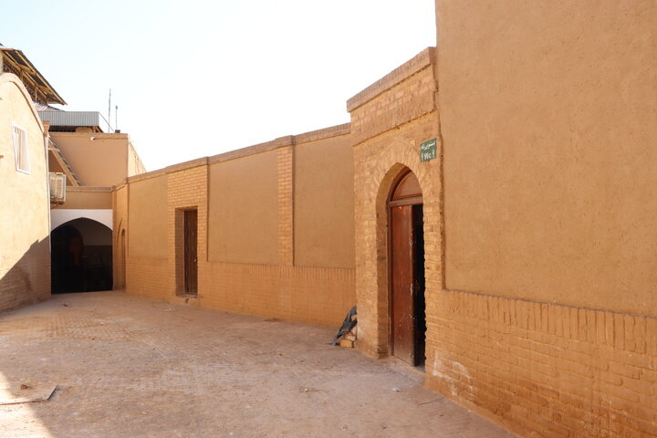 Ancient alleyway adjoining Semnan’s grand mosque restored