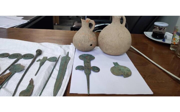 38 historical relics recovered by police in western Iran