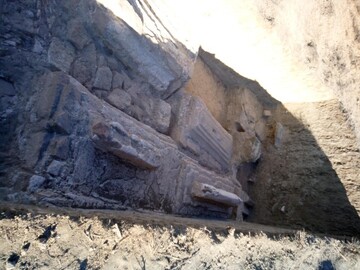 Burial site, estimated to date from Ilkhanid era, unearthed in west-central Iran