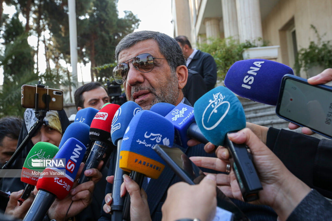 An undated photo depicts Cultural Heritage, Tourism, and Handicrafts Minister Ezzatollah Zarghami, speaking at a press conference.