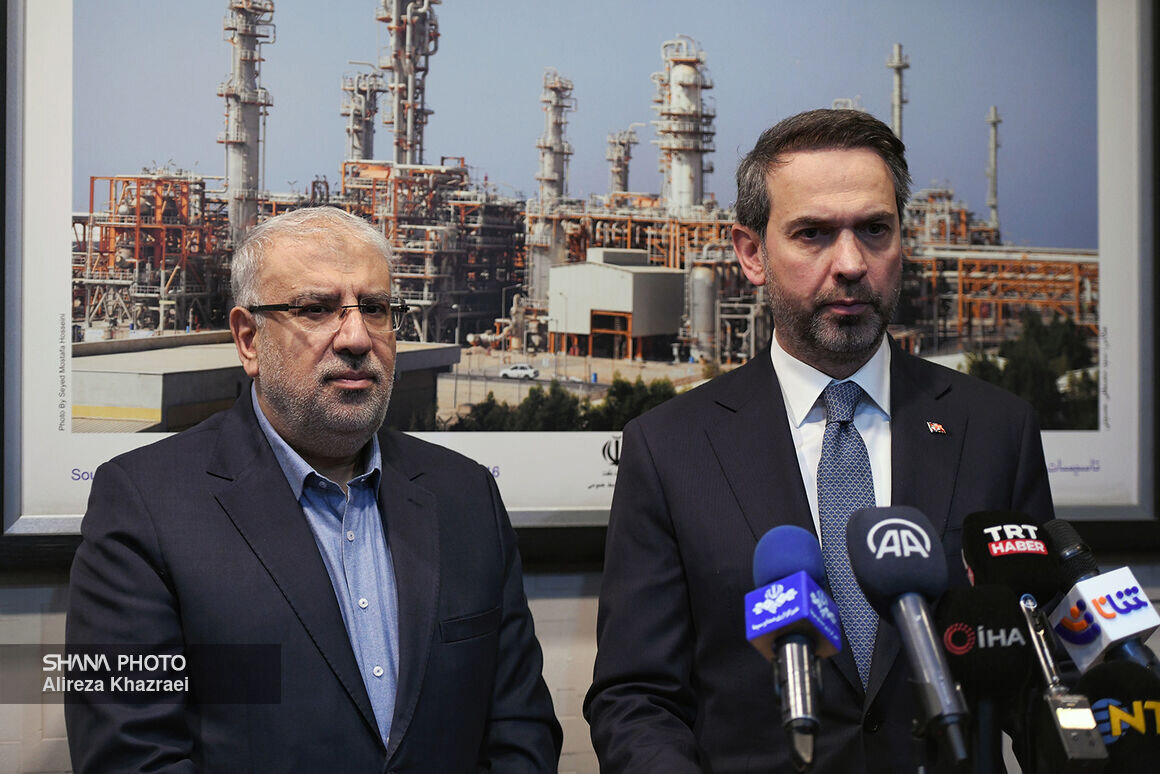 Iran, Turkey hold talks to expand energy cooperation - Tehran Times