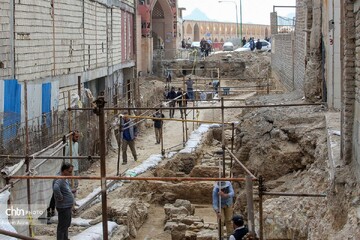 Isfahan dig unearth relics dating from early Islamic to Qajar eras