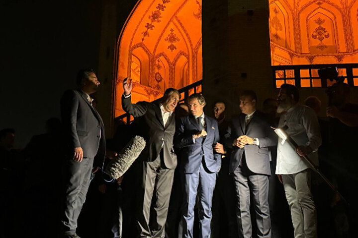 IAEA chief visits 400-year-old bridge during Iran trip