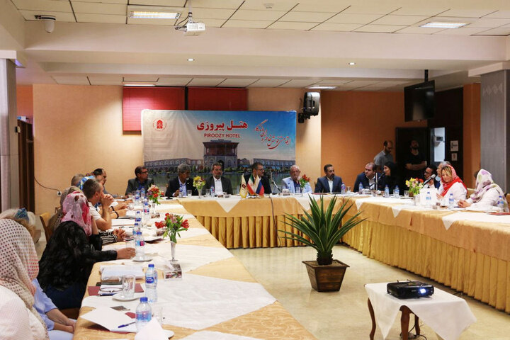 Isfahan to receive Russian tourists with open arms