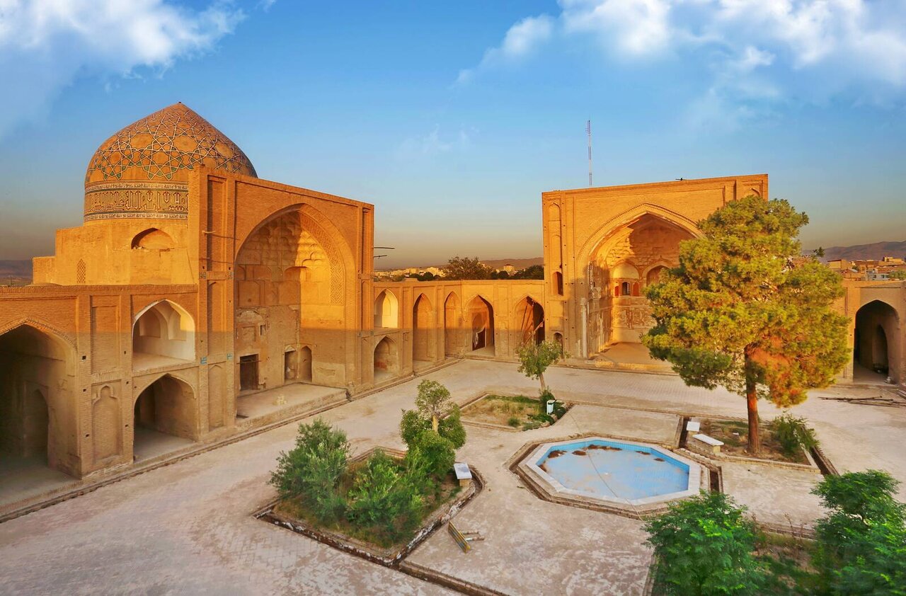 A view of Jameh Mosque of Saveh