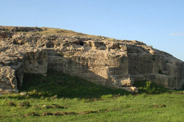 Mahabad Paleolithic sites undergo field survey