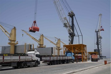 Over 76m tons of goods loaded, unloaded at Iranian ports in 4 months