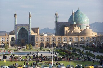 17th-century Imam Mosque under potential threat due to moisture