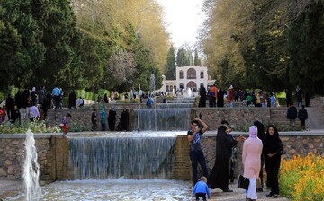 Centuries-old pavilion in UNESCO-listed Shazdeh Garden to undergo restoration