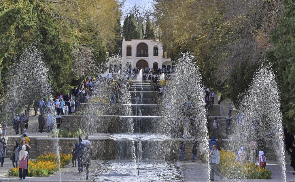 Centuries-old pavilion in UNESCO-listed Shazdeh Garden to undergo restoration