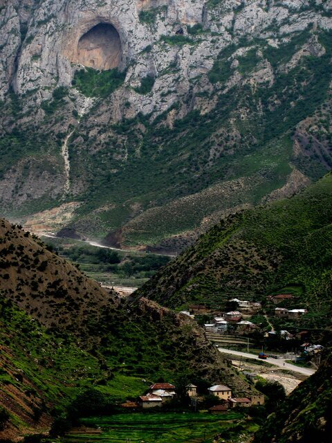 Archaeological survey sheds new light on historical cave​ in northern Iran