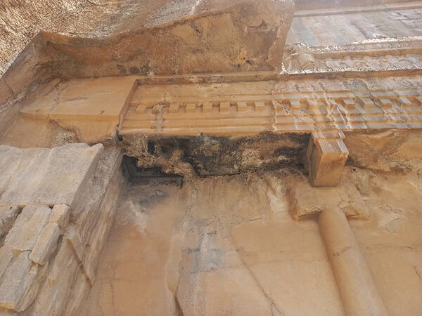 Moisture threatens rock-hewn tomb of Artaxerxes III in Persepolis