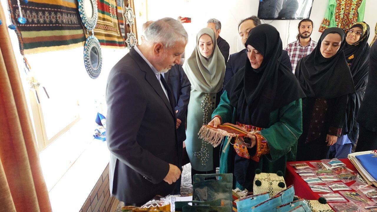 Tourism minister visits Sistan-Baluchestan province, praises its cultural significance