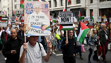 Protesters march on London's Israeli embassy