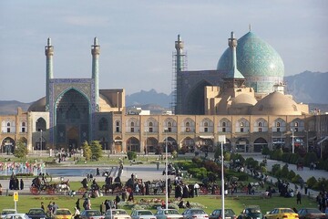 17th-century Imam Mosque in Isfahan at serious risk