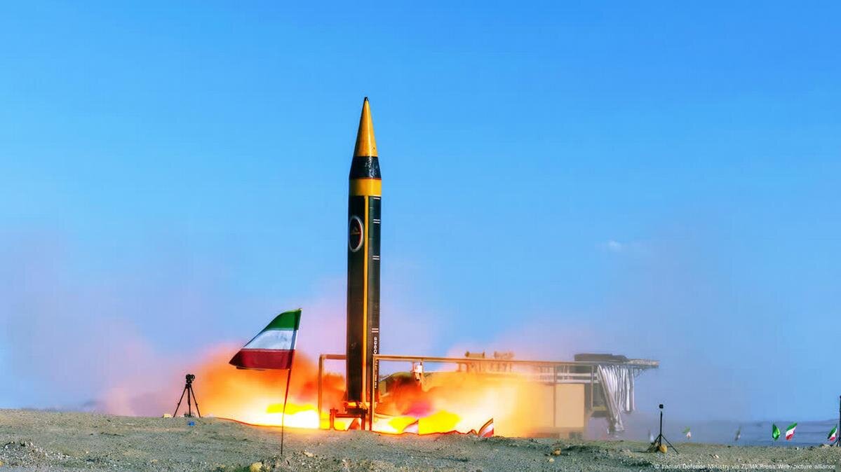 Iran launches first wave of missile attacks on Israel