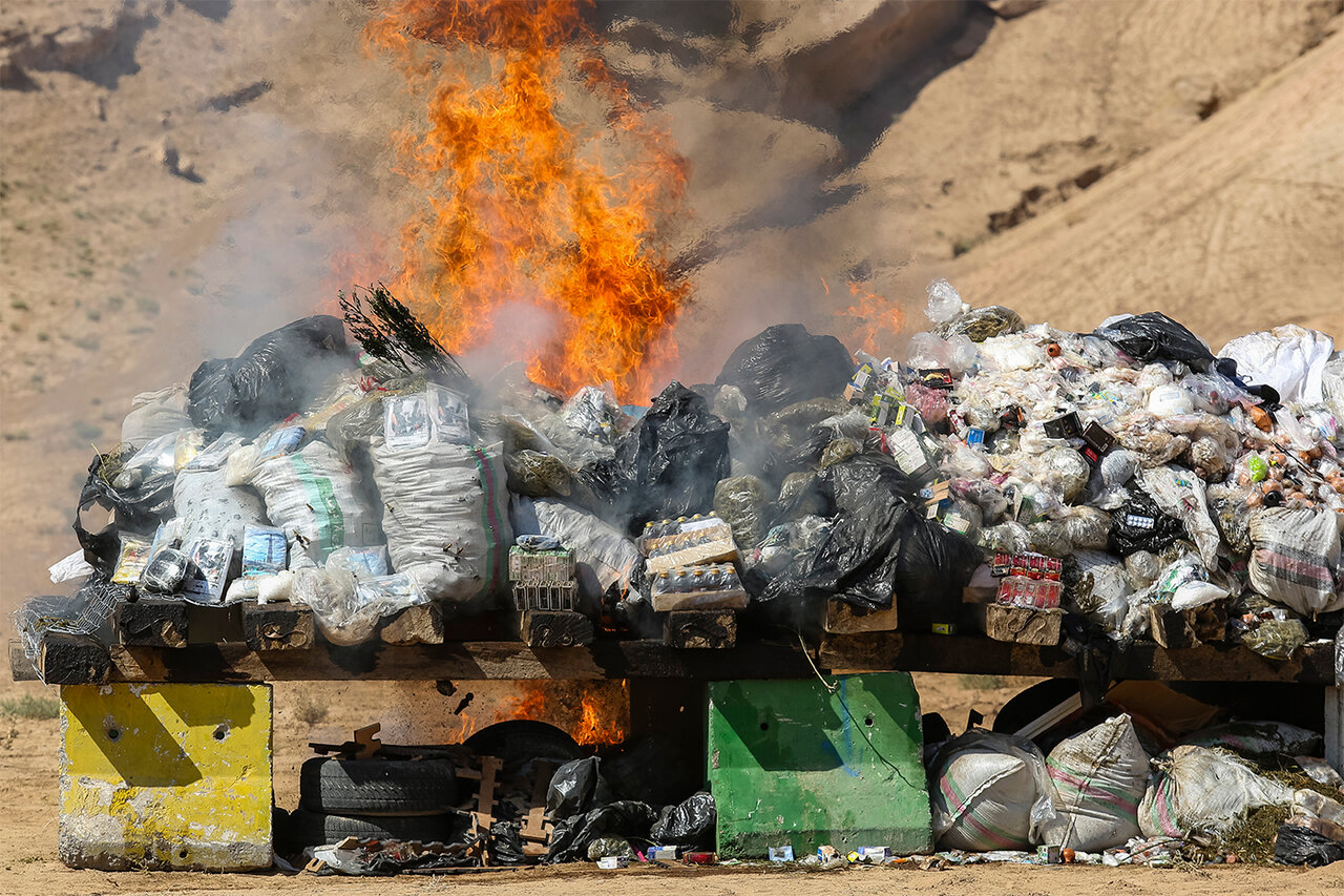 Two tons of narcotics set on fire