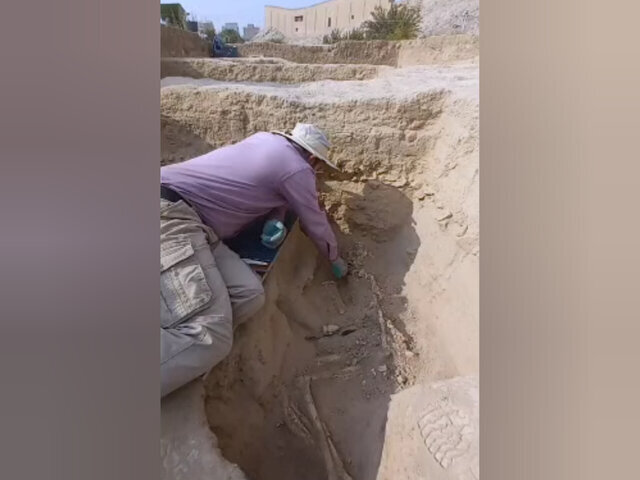 Archaeologists unearth ancient skeleton at Cheshmeh-Ali mound in southern Tehran