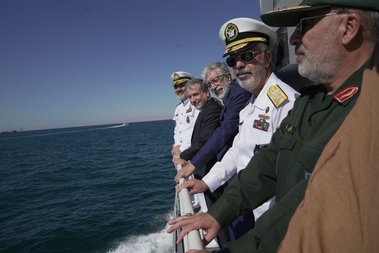 Iranian Navy Chief Rear Admiral Shahram Irani, Foreign Minister Abbas Araghchi, and other top officials boarding the Zereh warship on December 1, 2024