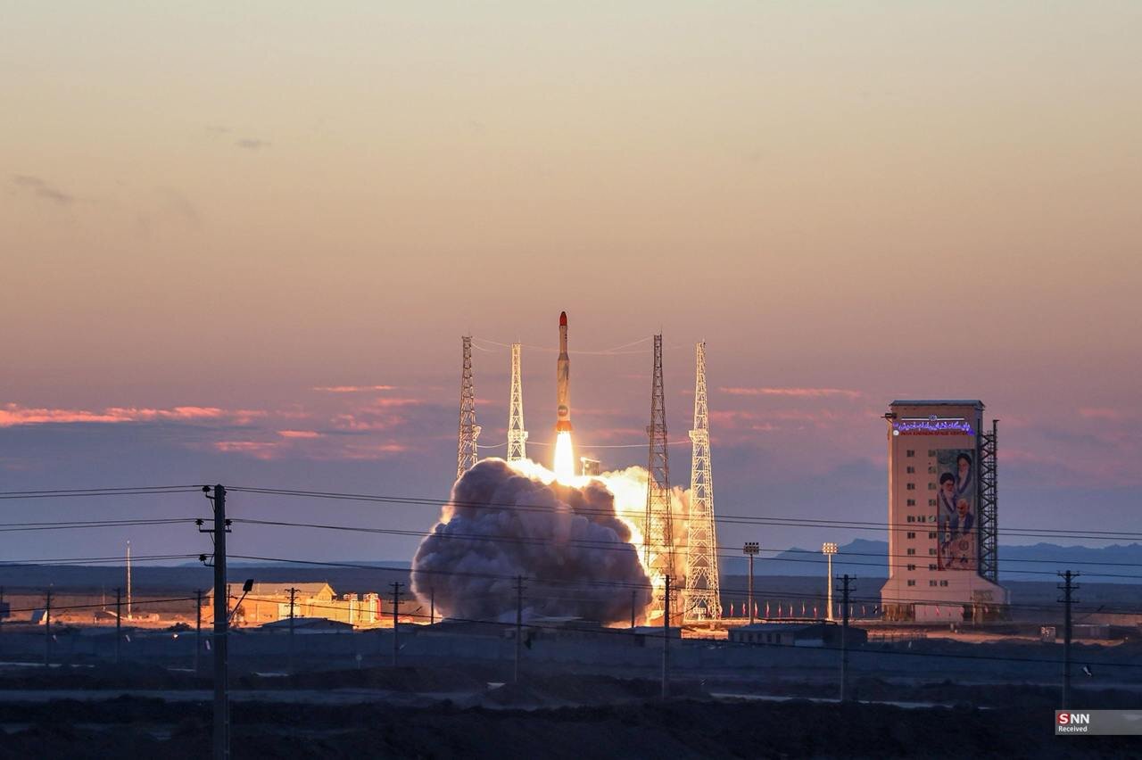 Iran debuts first homegrown space tug, breaking payload lift-off record