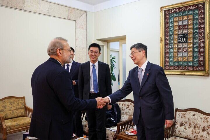 Ali Larijani and the Chinese Ambassador