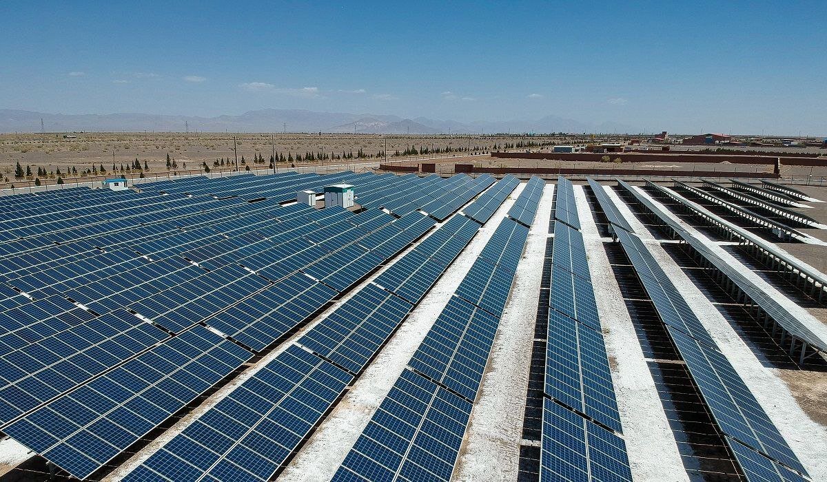 Over 2,000 schools to install solar power panels