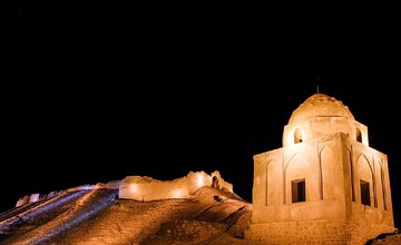 A view of the Sassanid-era Qal’eh-ye Azhdaha Peykar (“Dragon’s Body Fortress”), situated beside a domed structure that according to narratives was constructed centuries ago in commemoration of Nader Shah Afshar’s mother.