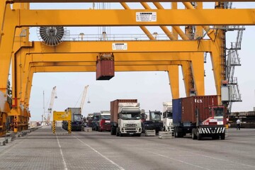 Iranian ports handle nearly 195m tons of goods in 10 months