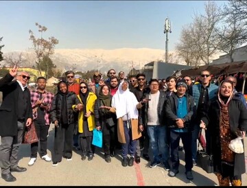 Influencers from Kenya, Zimbabwe, and Pakistan visit Tehran fair