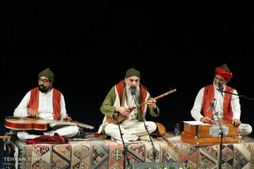 Iranian, Indian musicians