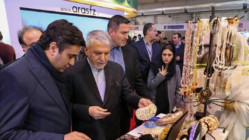 40,000 people visit four-day tourism fair in Tehran