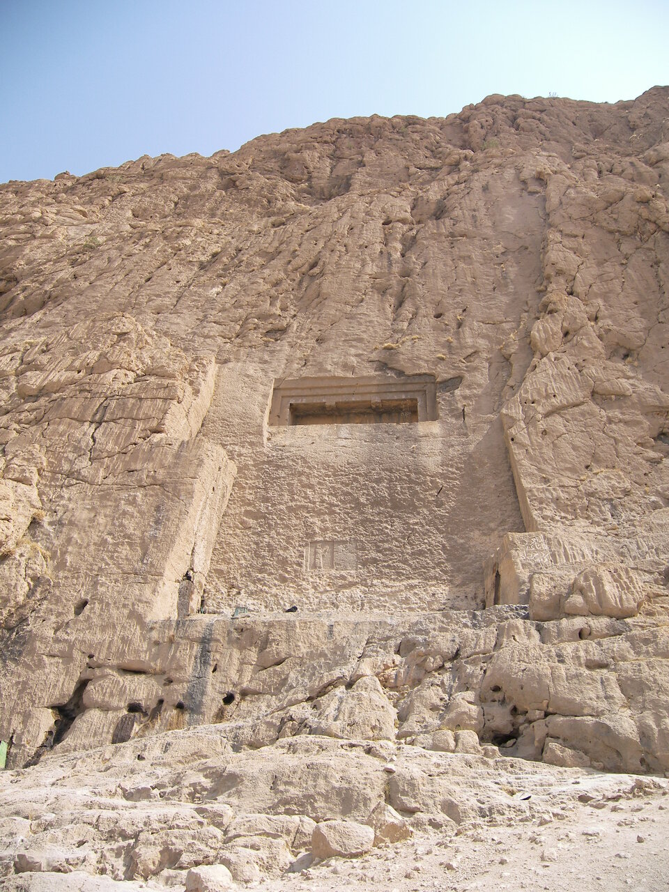 Discover Dokkan-e Daud: an ancient marvel in western Iran