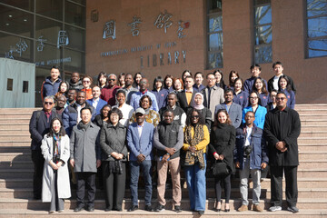 On March 19, 2025, foreign journalists participating in the CIPCC's media exchange program gathered for a group photograph during their visit to the Communication University of China (CUC) in Beijing.