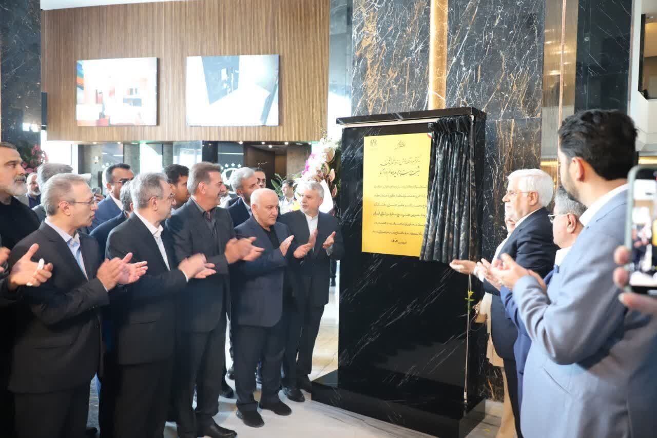 Minister underlines job creation at opening of 5-star hotel in northern Iran