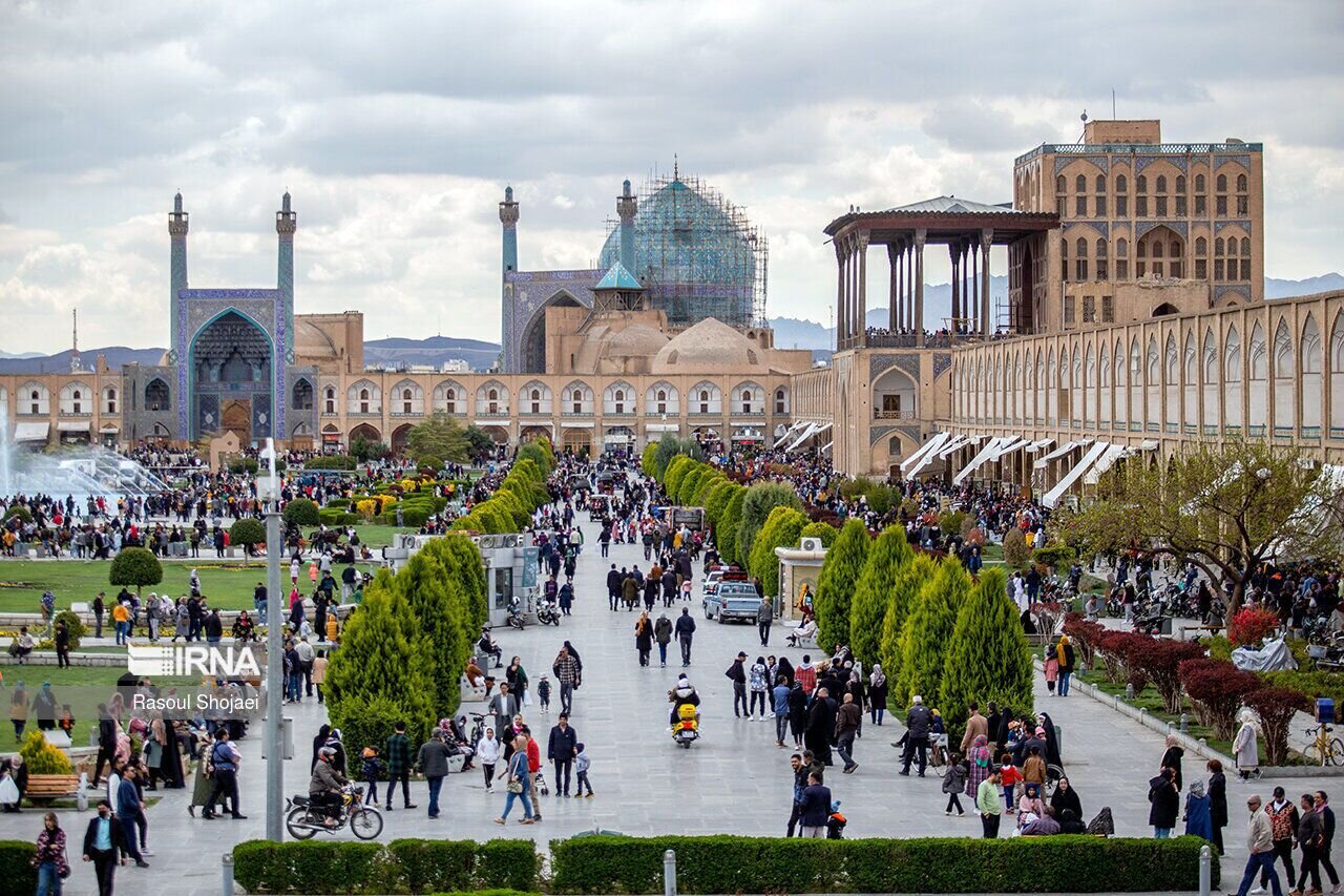 Over 5.3 million travelers visit Isfahan province during Nowruz