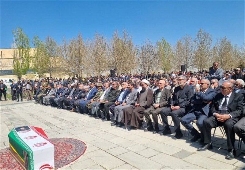 etemad funeral