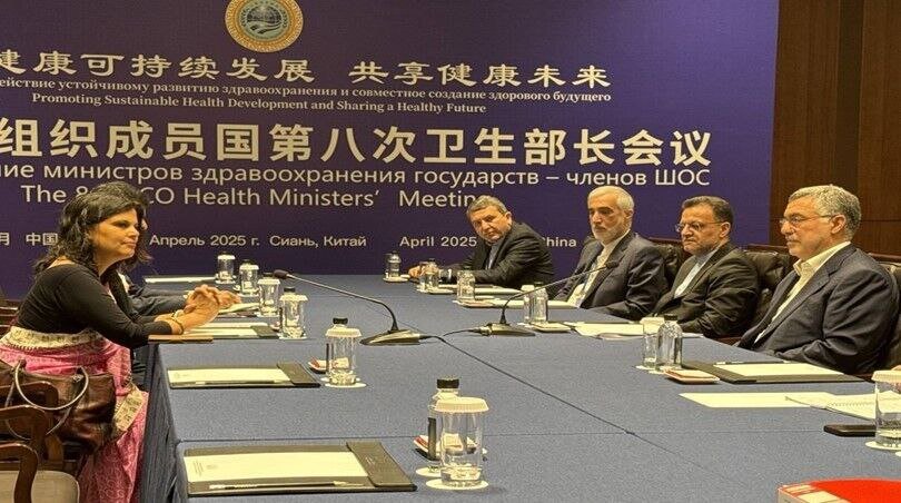Iran discusses boosting health ties with India, Uzbekistan