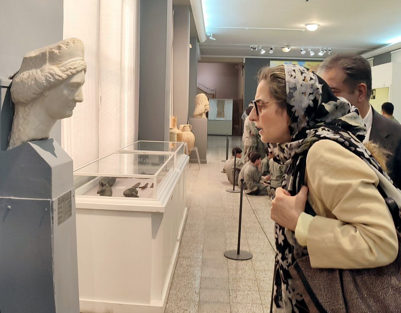 Italian ambassador visits National Museum of Iran