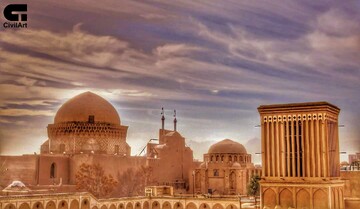Indians fond of Yazd’s architecture, Iranian dishes
