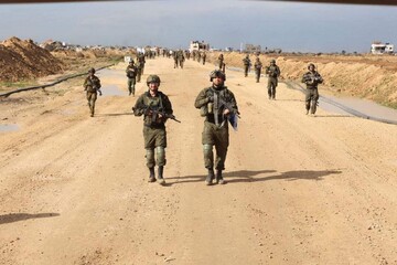 Gaza blast injures 9 Israeli troops