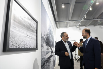 Exhibition of winning shots from global photo competition opens in Tehran