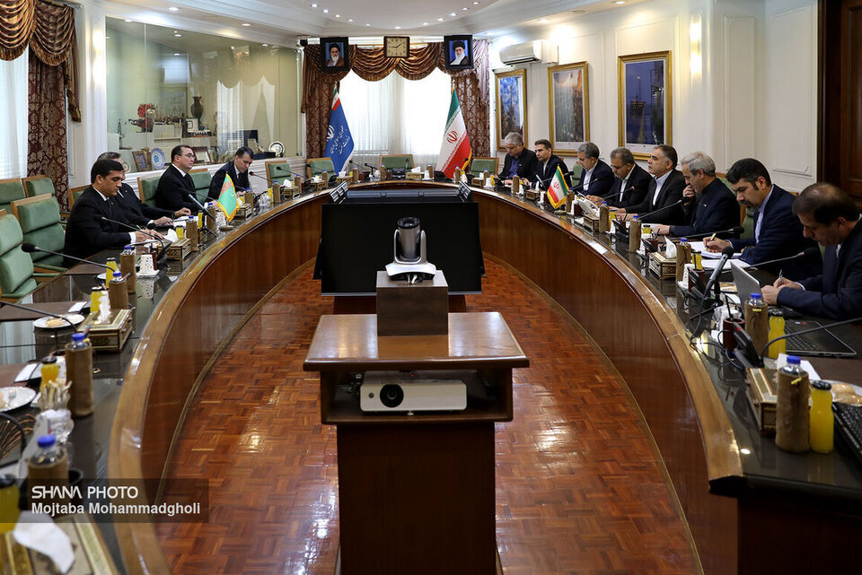 Iran, Turkmenistan to expand energy cooperation