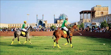 Symbolic Chogan match held in Naqsh-e Jahan Sq. to celebrate Cultural Heritage Week