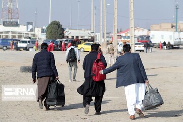Which Afghan nationals are allowed to reside in Iran?
