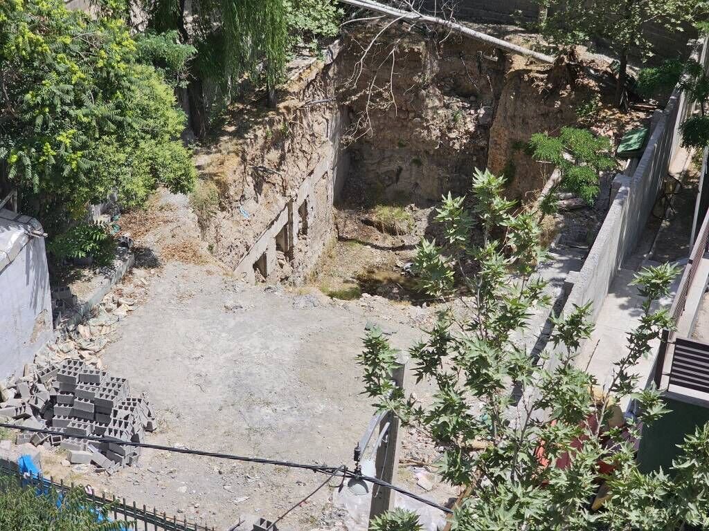 Artifacts from Qajar and early Pahlavi eras discovered in Tehran park