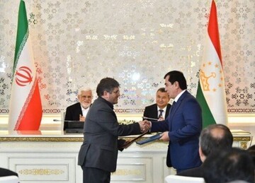 Iran, Tajikistan sign railway transit deal, launch new chapter in bilateral co-op