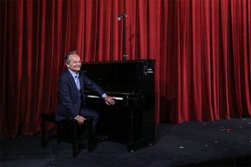 "Peter and the Wolf" album launched with attendance of cultural figures in Tehran