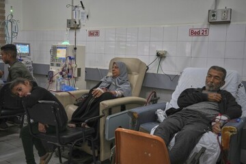Dialysis patients struggle to get treatment in blockaded Gaza