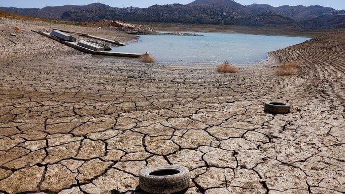Rainfall drops by over 40% in current water year